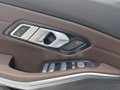 BMW 3 Series 325Li M Sport Package - ფოტო 13
