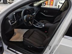 BMW 3 Series 325Li M Sport Package - ფოტო 14