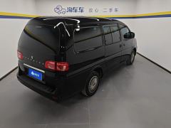 Forthing Lingzhi M5L 1.6L Base 7-seater - фото 2