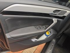 Volkswagen Tharu Tayron 330TSI 2WD 3 Year Anniversary Limited Edition - фото 13