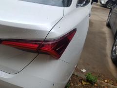 Toyota Avalon 2.0L CVT Luxury Edition - фото 5