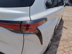 Toyota Sienna Dual-Engine 2.5L Platinum Edition - ფოტო 5