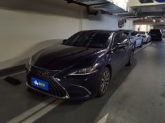 Lexus ES 200 CVT Elite Edition - ფოტო 1