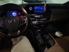 Lexus ES 200 CVT Elite Edition - ფოტო 16