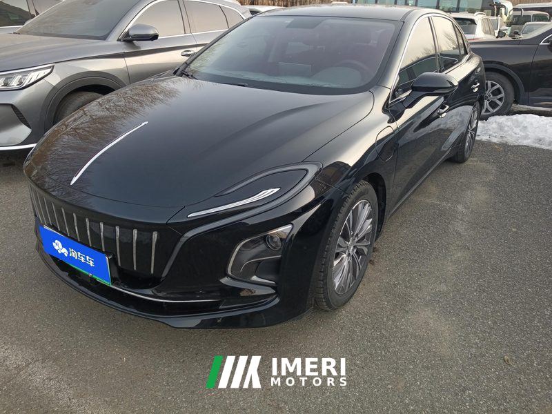 FAW Red Flag E-QM5 620km PLUS - car from China