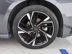 Lynk & Co 03 2.0T T5 Dual Clutch 2WD Strong Pro 5-seater - фото 6