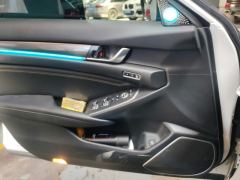 Honda Accord PHEV 2.0L E-CVT Edition - фото 12