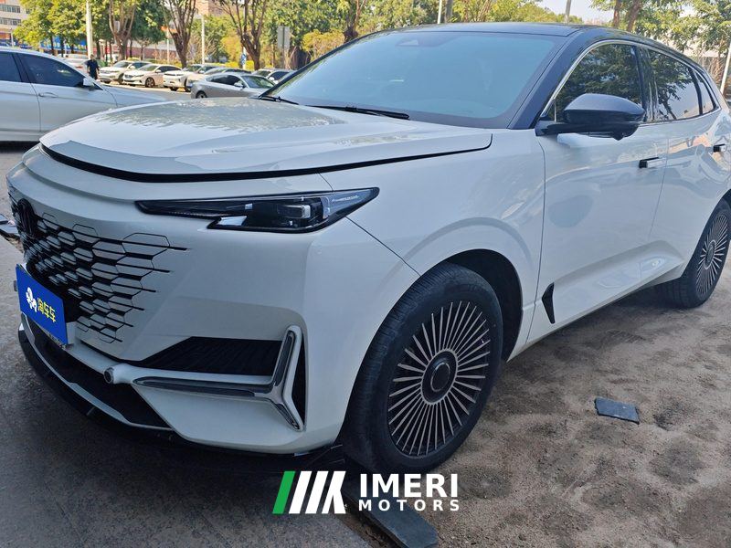 Changan UNI-K 2.0T Two-Wheel Drive Deluxe - ავტომობილი ჩინეთიდან