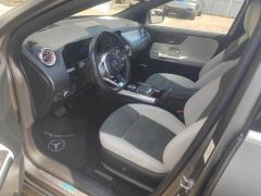 Mercedes-Benz EQA 300 4MATIC Launch Edition - ფოტო 14