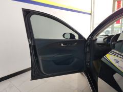 Hongqi E-QM5 431km Charging Fun Edition 5-seater - фото 12