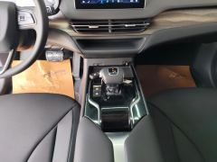 Hongqi E-QM5 431km Charging Fun Edition 5-seater - фото 19