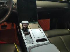 Roewe RX5 PLUS 330TGI Edition - photo 19