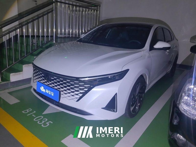 Changan Rui Cheng PLUS 1.5T Flagship Version - автомобиль из Китая