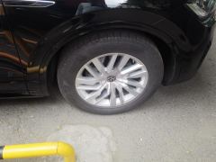 Volkswagen Touareg 2.0T Edition - photo 6