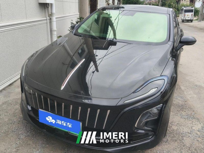 FAW Red Flag E-QM5 560km PLUS - автомобиль из Китая