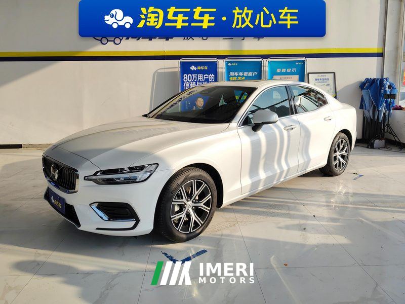 Volvo S60 B4 Intelligent Luxury Edition - ავტომობილი ჩინეთიდან
