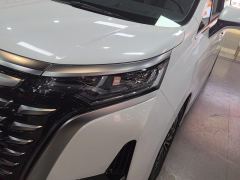 Denza D9 DM-i 970 4WD Flagship Edition - ფოტო 4