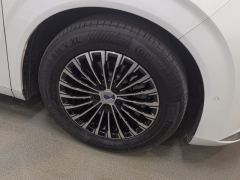 Denza D9 DM-i 970 4WD Flagship Edition - ფოტო 6