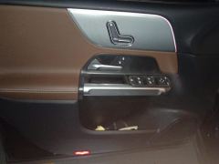 Mercedes-Benz GLB 200 Dynamic - ფოტო 12