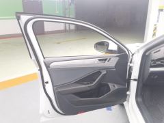 Volkswagen Jetta Sagitar 300TSI Dual-clutch transmission superior version - ფოტო 12