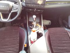 Roewe MG i5 1.5L CVT Platinum Edition - ფოტო 19
