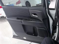 Honda Elysion PHEV 2.0L Luxury Edition - ფოტო 12