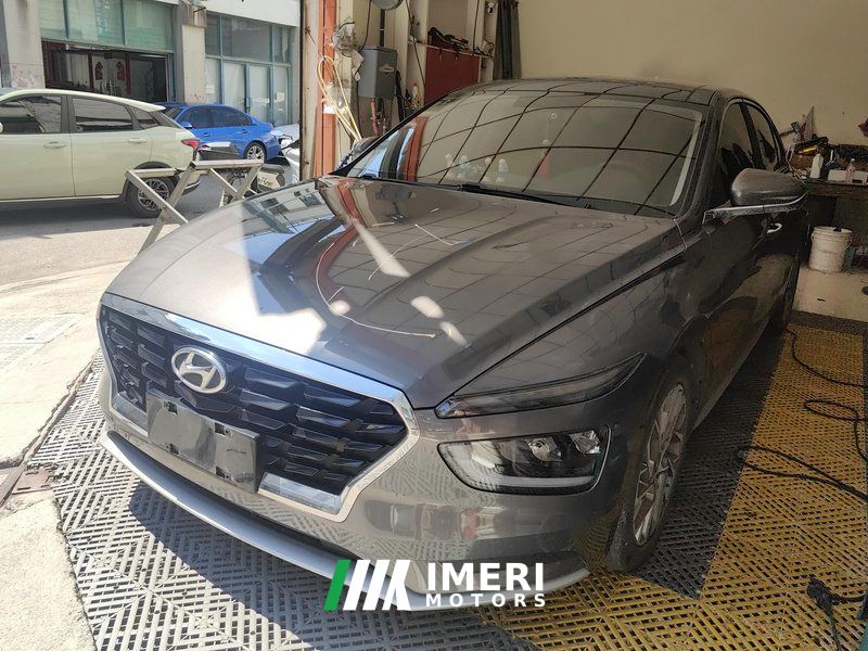 Hyundai Mistra 1.8L CVT Elite Edition GLX