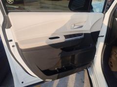 Toyota Sienna Facelift Dual-Engine 2.5L Supreme Edition - ფოტო 12