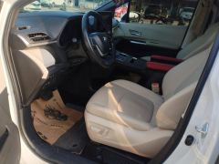 Toyota Sienna Facelift Dual-Engine 2.5L Supreme Edition - ფოტო 14