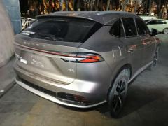 Roewe D5X DMH 1.5T 135km Flagship Edition - ფოტო 2