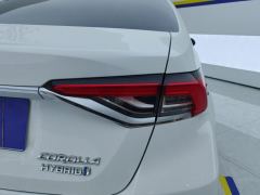 Toyota Corolla Dual-Engine 1.8L E-CVT Elite Edition - фото 5