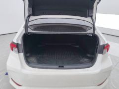 Toyota Corolla Dual-Engine 1.8L E-CVT Elite Edition - фото 7