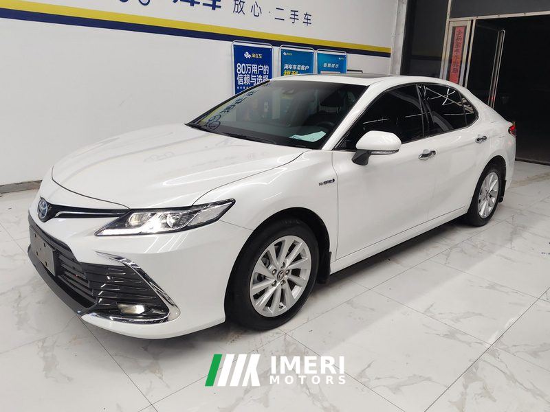 Toyota Camry Dual-Engine 2.5HGVP Leading Edition