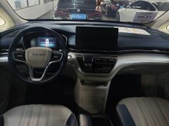 Roewe MG iMAX8 400TGI Prestige - photo 16
