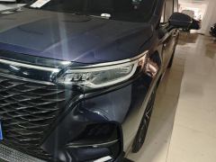 Roewe MG iMAX8 400TGI Prestige - photo 4