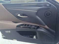 Lexus ES 200 Excellence Edition - photo 12