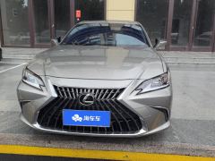 Lexus ES 200 Excellence Edition - photo 3