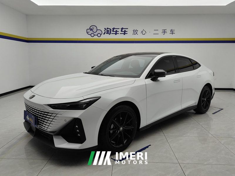 Changan UNI-V 1.5T Premium Version - car from China