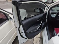 Toyota Corolla Dual-Engine 1.8L Pioneer Edition - фото 12