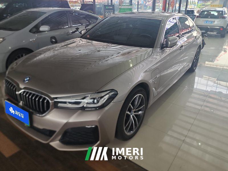 BMW 5 Series Plug-in Hybrid Facelift 535Le M Sport Package