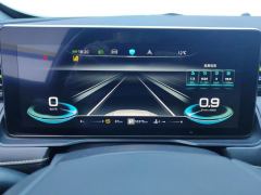 Roewe RX5 PLUS 330TGI Edition - photo 20