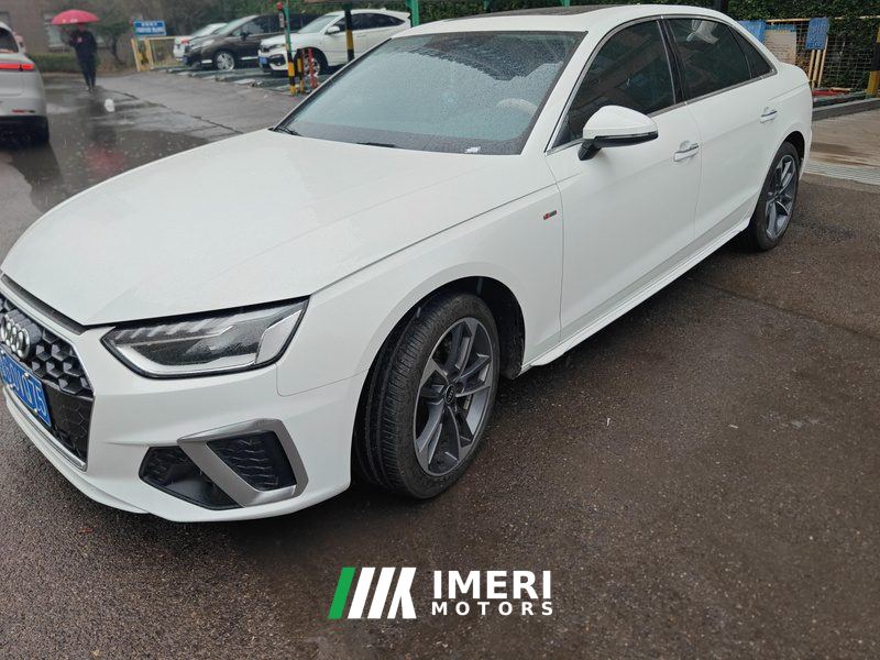 Audi A4L 40 TFSI Fashion Dynamic