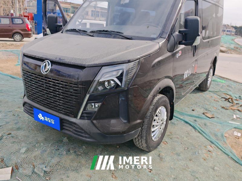 Dongfeng Yufeng V9 2.0T 5/6