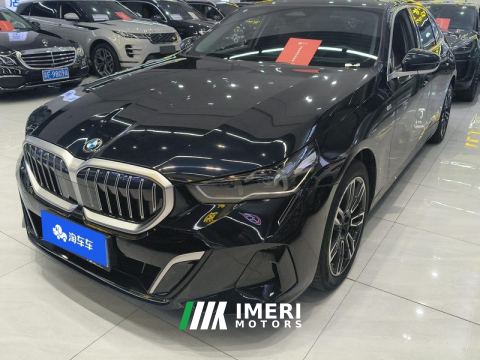 2024 BMW 5 Series 525Li M Sport Package
