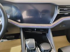 Volkswagen Touareg 3.0T Premium Classic Sports Suit - ფოტო 11