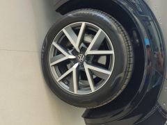 Volkswagen Touareg 3.0T Premium Classic Sports Suit - ფოტო 5