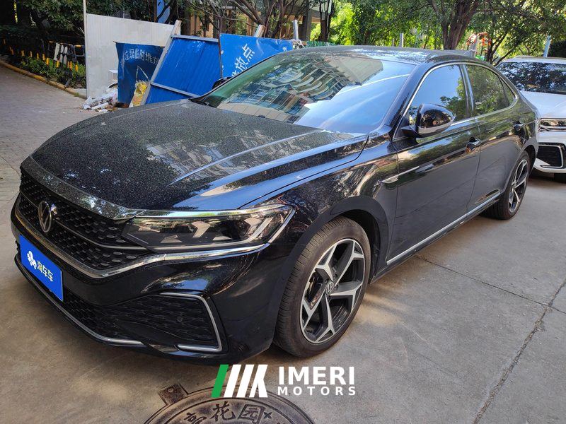Volkswagen Passat 330TSI Star Elite Edition - ავტომობილი ჩინეთიდან