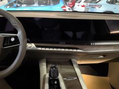 Roewe RX9 2.0T RWD Luxury Edition - фото 11