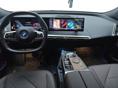 BMW iX xDrive40 - фото 16