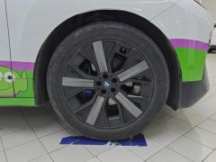 BMW iX xDrive40 - фото 6